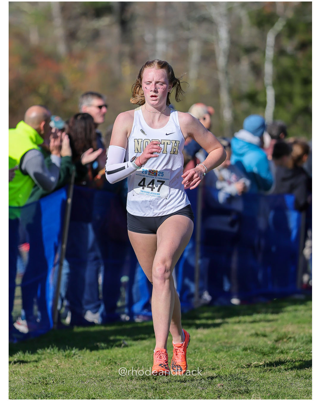 Maura Whitney, North Kingstown High School, P174, 22:26.46 - New England Cross Country State Championship - Thetford Vt - November 8, 2025 File: ./dir-1-Girls-Championship/251108-2025-New England-Cross-Country-Championships-Thetford-VT-347-296A6027.jpg Maura Whitney, North Kingstown High School, P174, 22:26.46 - New England Cross Country State Championship - Thetford Vt - November 8, 2025…